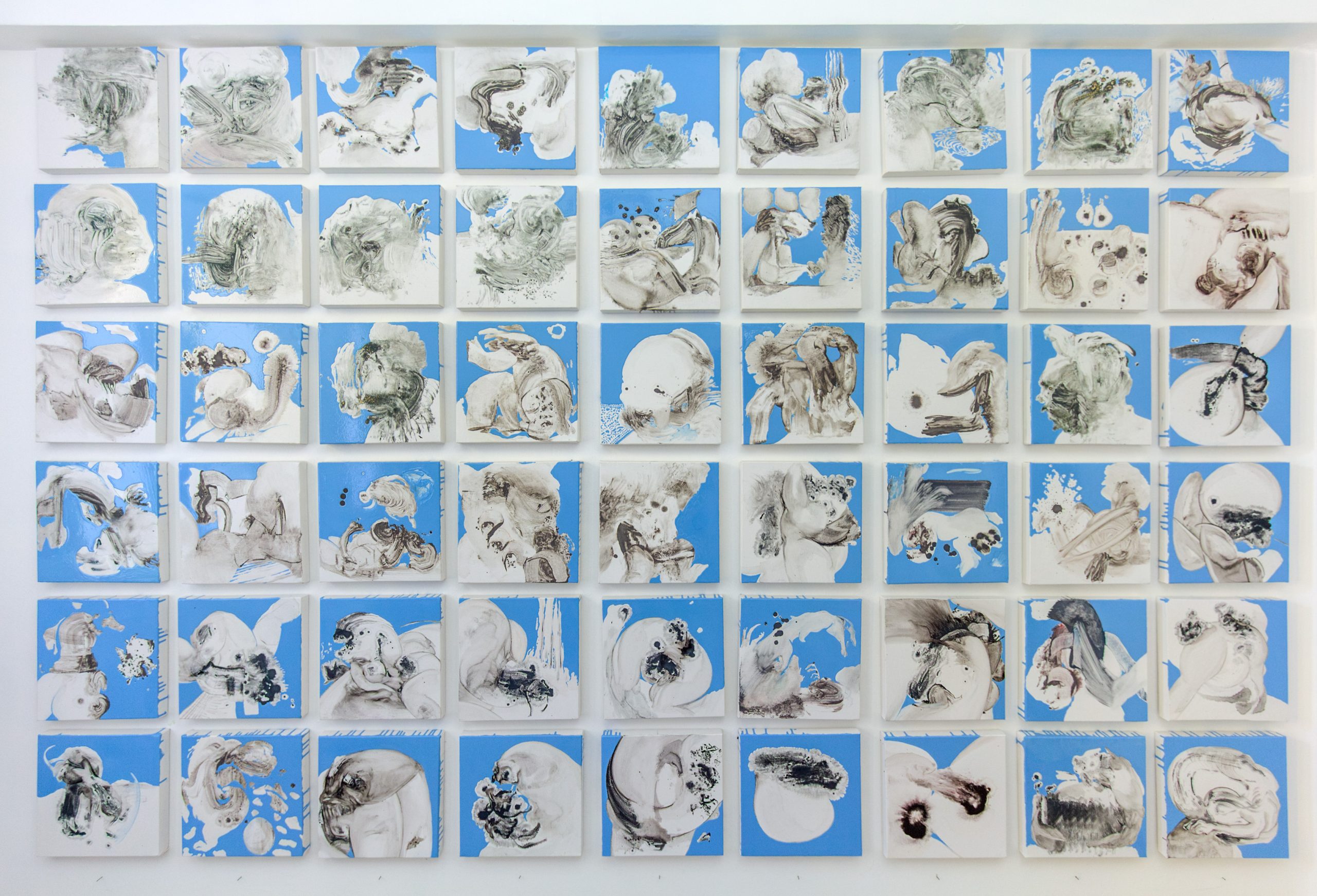 CARTE1 - Bleu Série Cartes, 2019. 54 fragments – Acrylique et techniques mixtes sur toile (29 x 29 cm). réalisée par David Antonio Loureiro