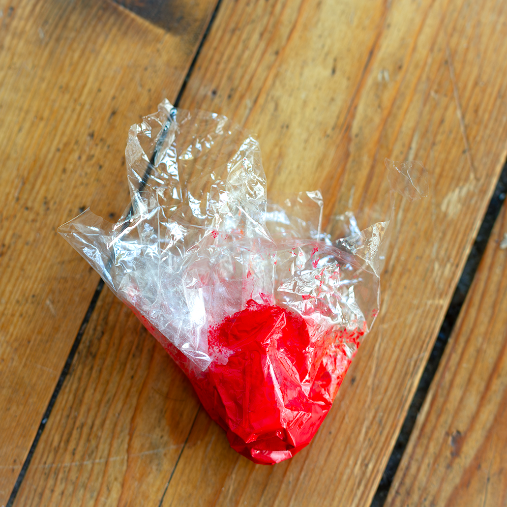 2020 – Peinture liquide en sac, charbon et brûleur
